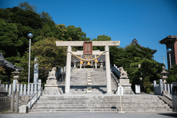 画像に alt 属性が指定されていません。ファイル名: %E7%A5%9E%E5%89%8D%E7%A5%9E%E7%A4%BE.png